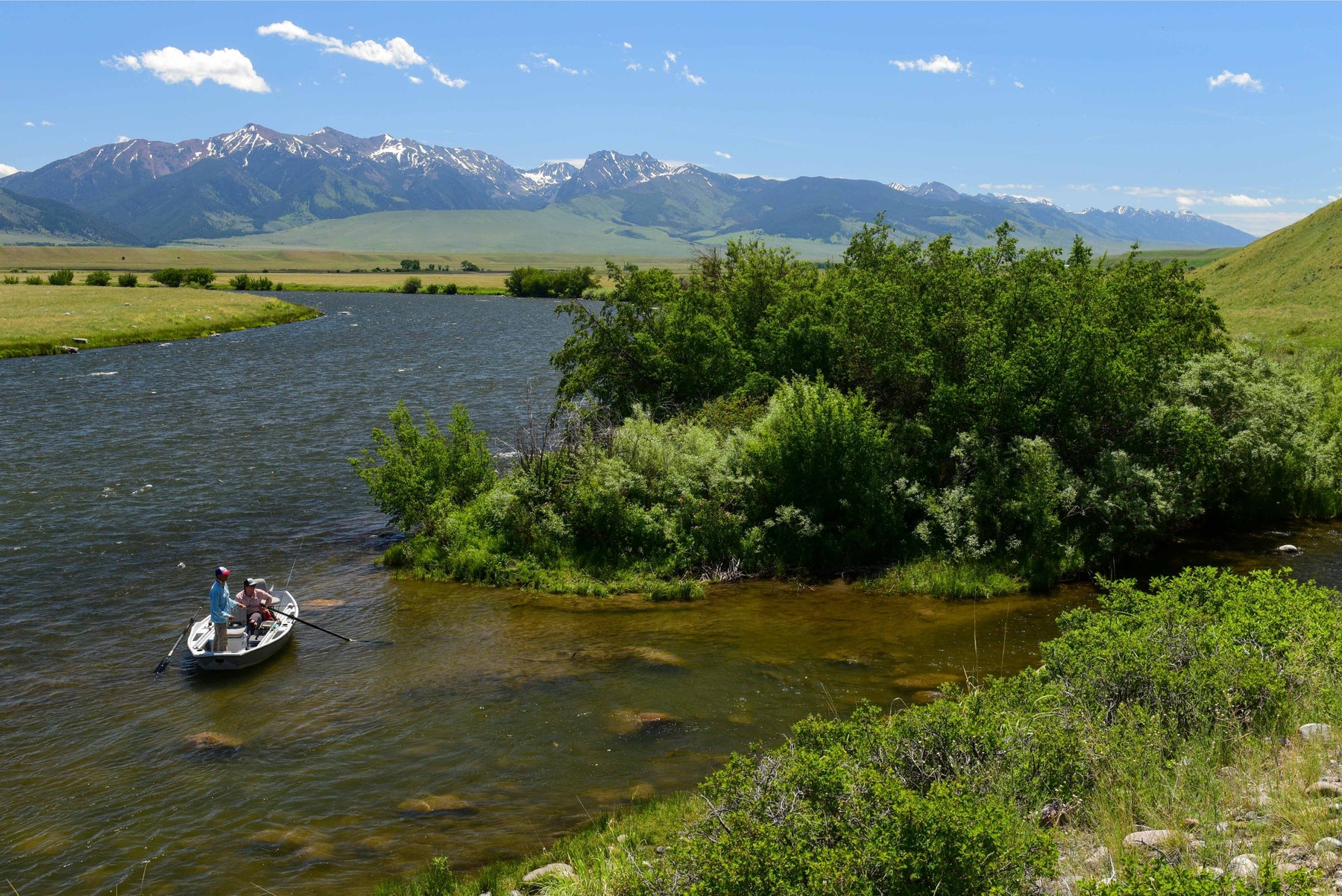 Float vs. Wade for your First Trip to Montana - The Tackle Shop