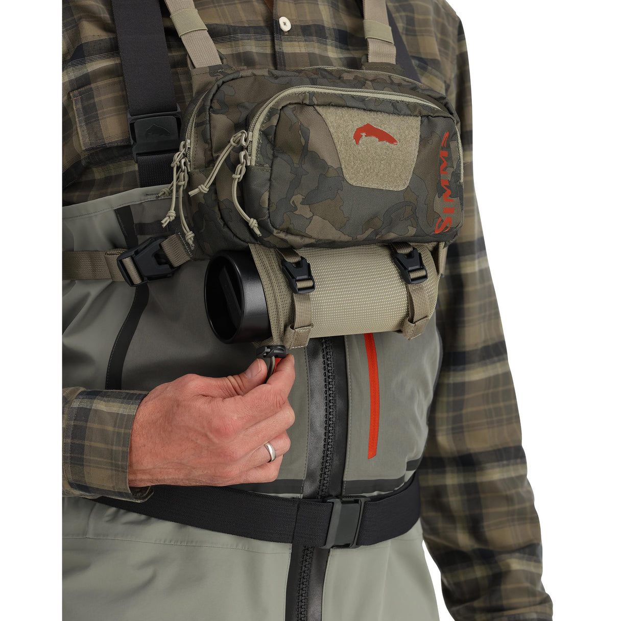 Simms Tributary Hybrid Chest Pack - Regiment Camo