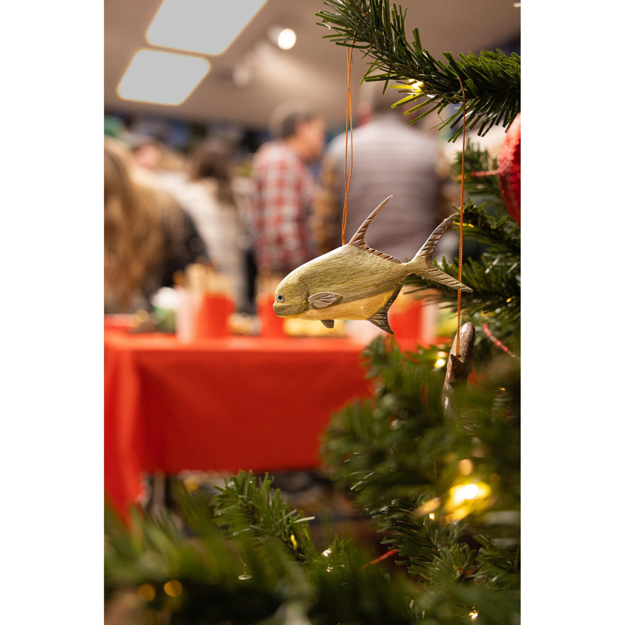 Don Yoyi Hand-Carved Christmas Tree Fish